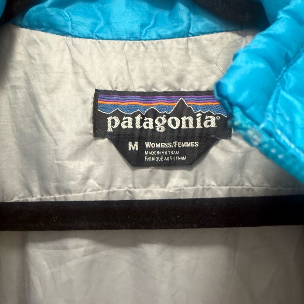 Patagonia Blue Bomber Jacket - Picture 4 of 6